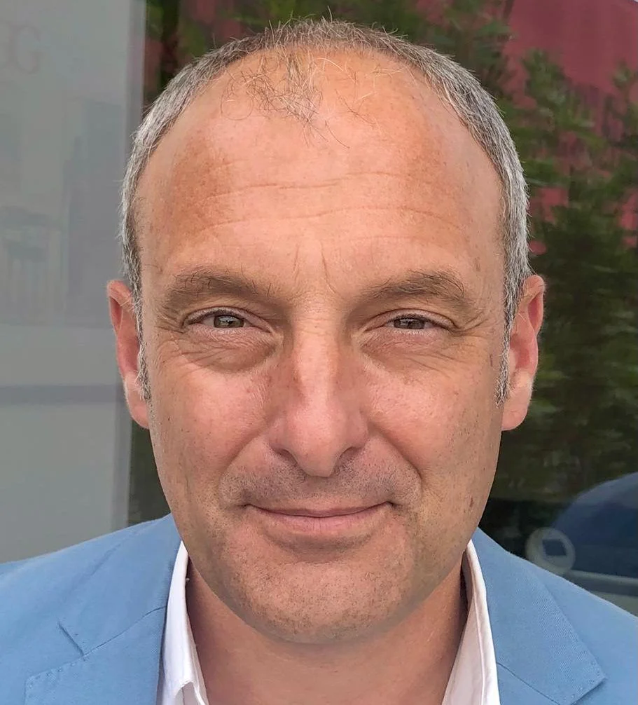 Interview with Hans Lenz, General Manager of Engel & Völkers Mallorca Southwest<br />The Ambassadors Sections