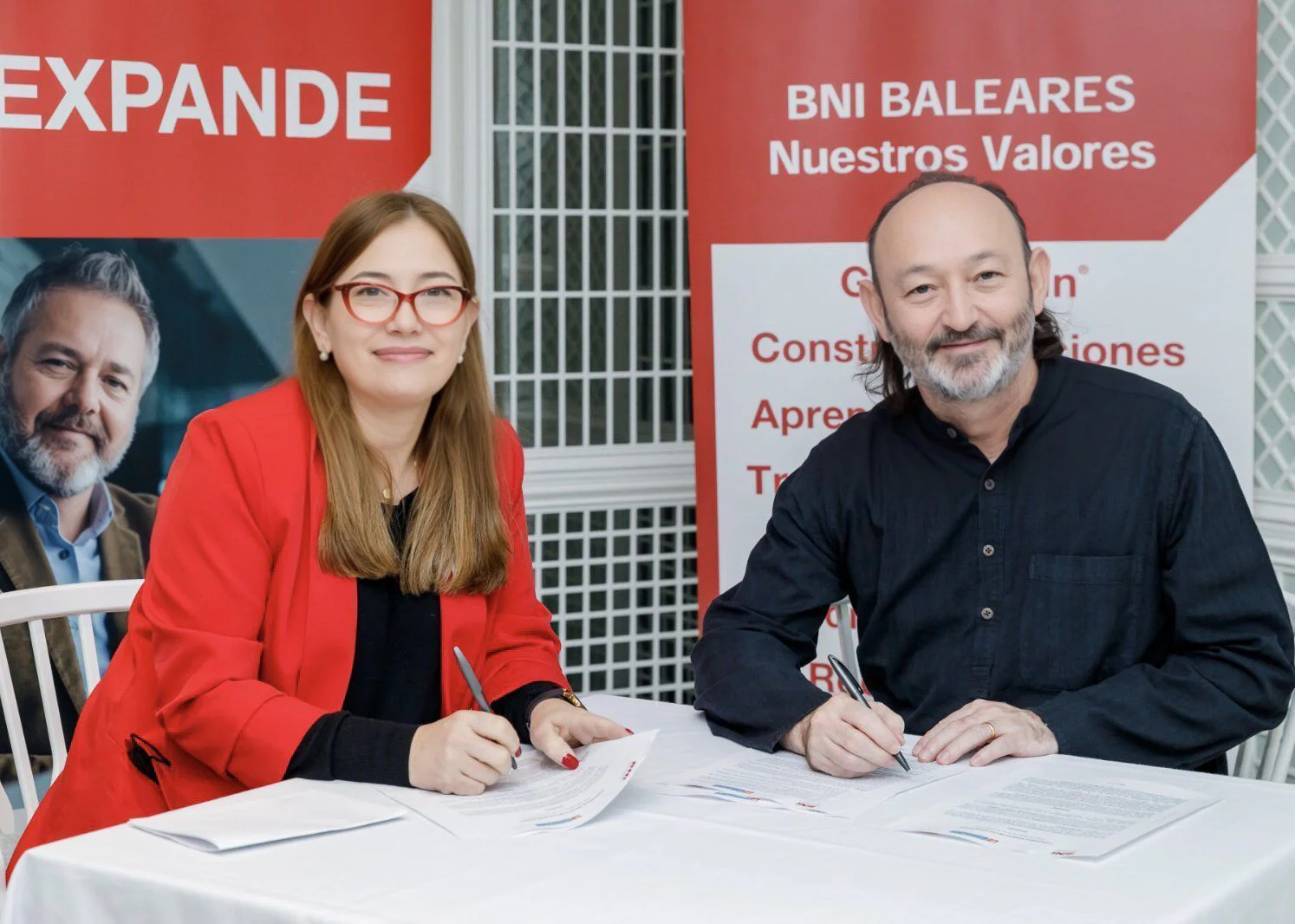 Patricia Martino, Directora Ejecutiva de BNI Baleares y Moncho Ferrer, Director de la Fundación Vicente Ferrer Patricia Martino, Directora Ejecutiva de BNI Baleares y Moncho Ferrer, Director de la Fundación Vicente Ferrer