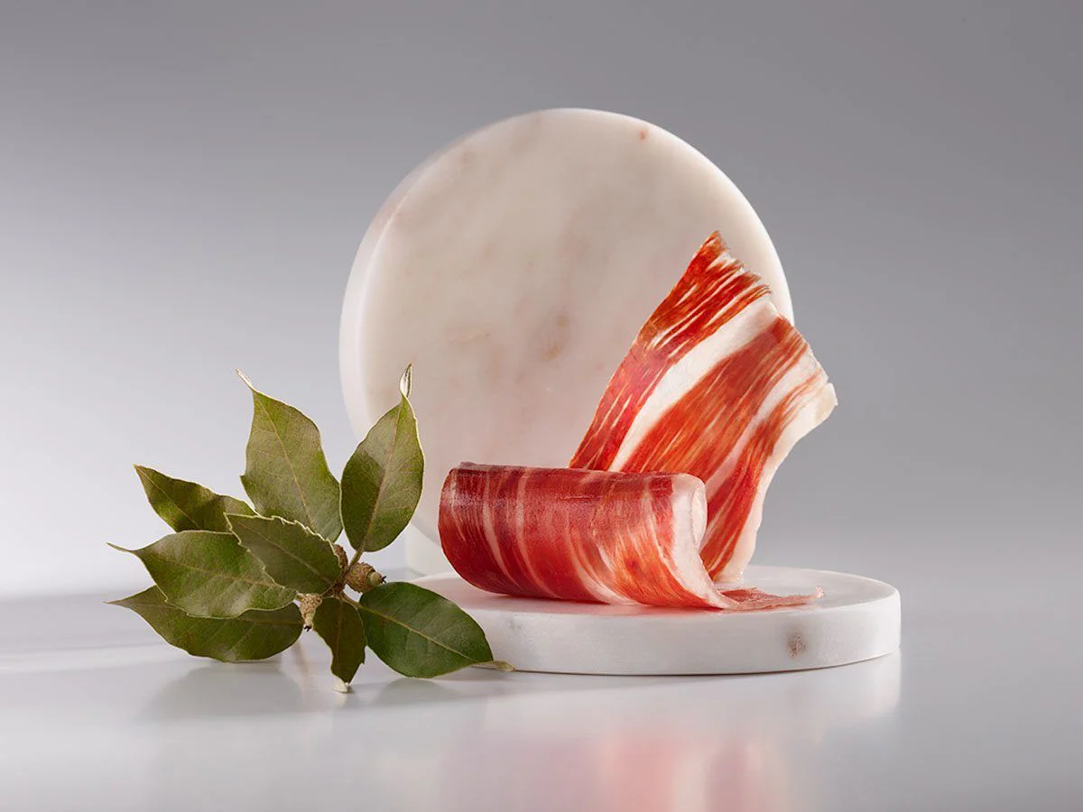 Señorío de Montanera, the leading brand of pure Iberian D.O.P. Dehesa de Extremadura since 1995