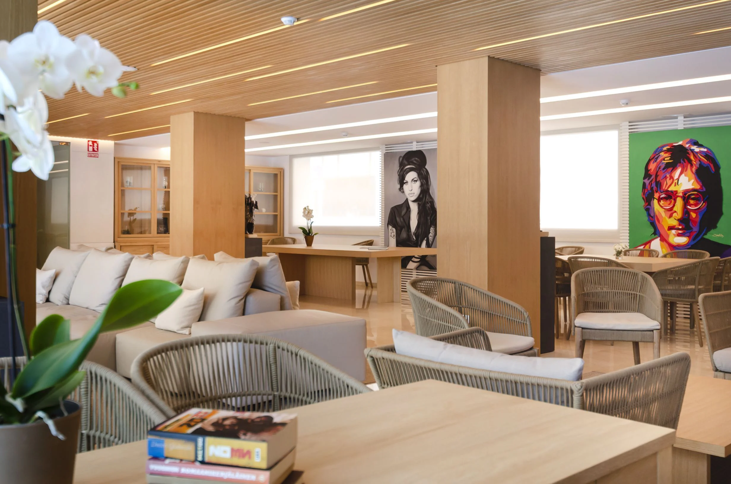 Gastro Hall Hotel Saratoga https://www.hotelsaratoga.com/restaurantes-y-bares-palma-centro The Ambassadors Sections Gastro Hall Hotel Saratoga<br />https://www.hotelsaratoga.com/restaurantes-y-bares-palma-centro<br />The Ambassadors Sections<br />