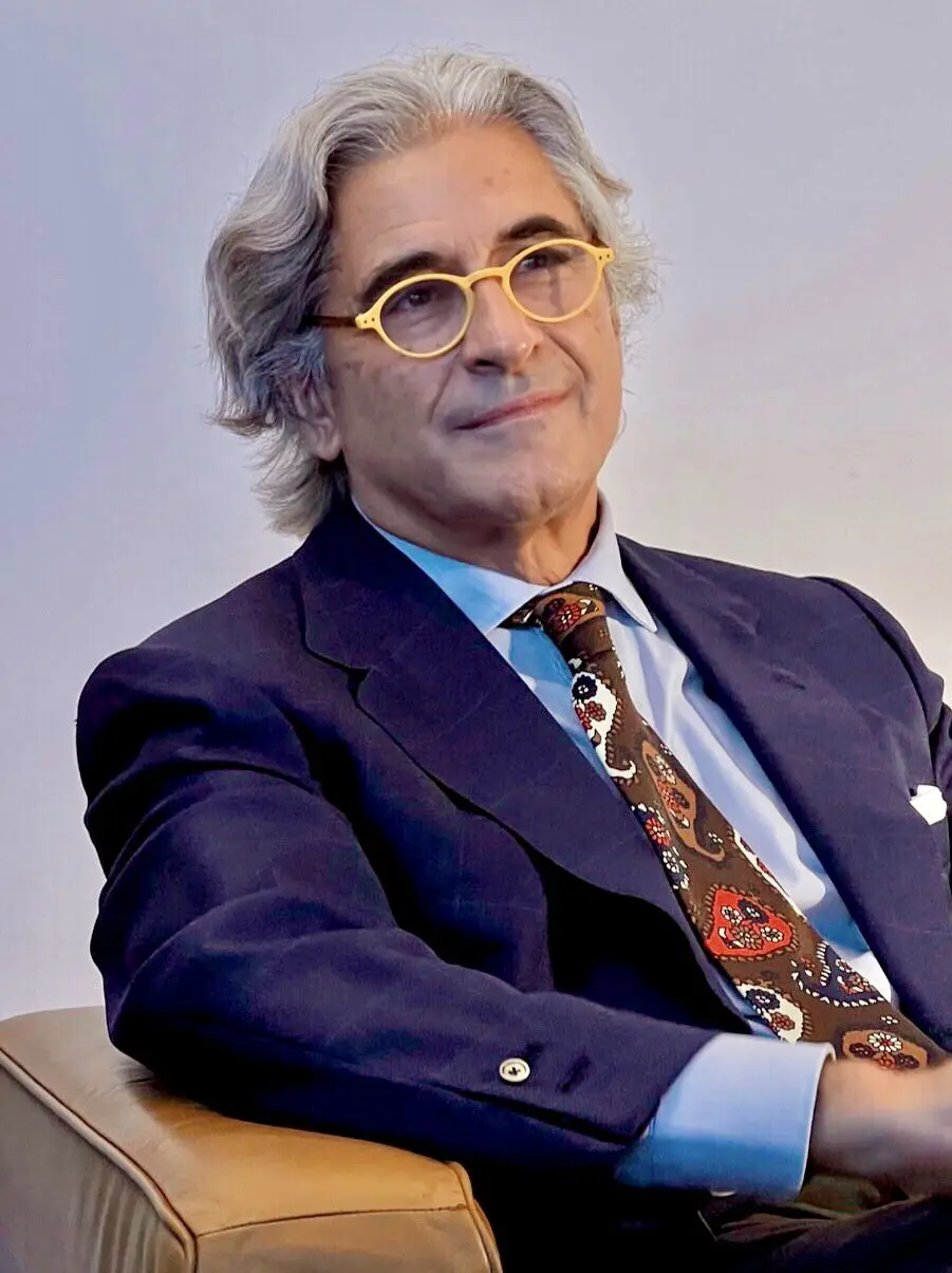 Joan Buades Feliu Fundador & Socio Director<br />Buades Legal https://www.buadeslegal.com<br />The Ambassadors Sections