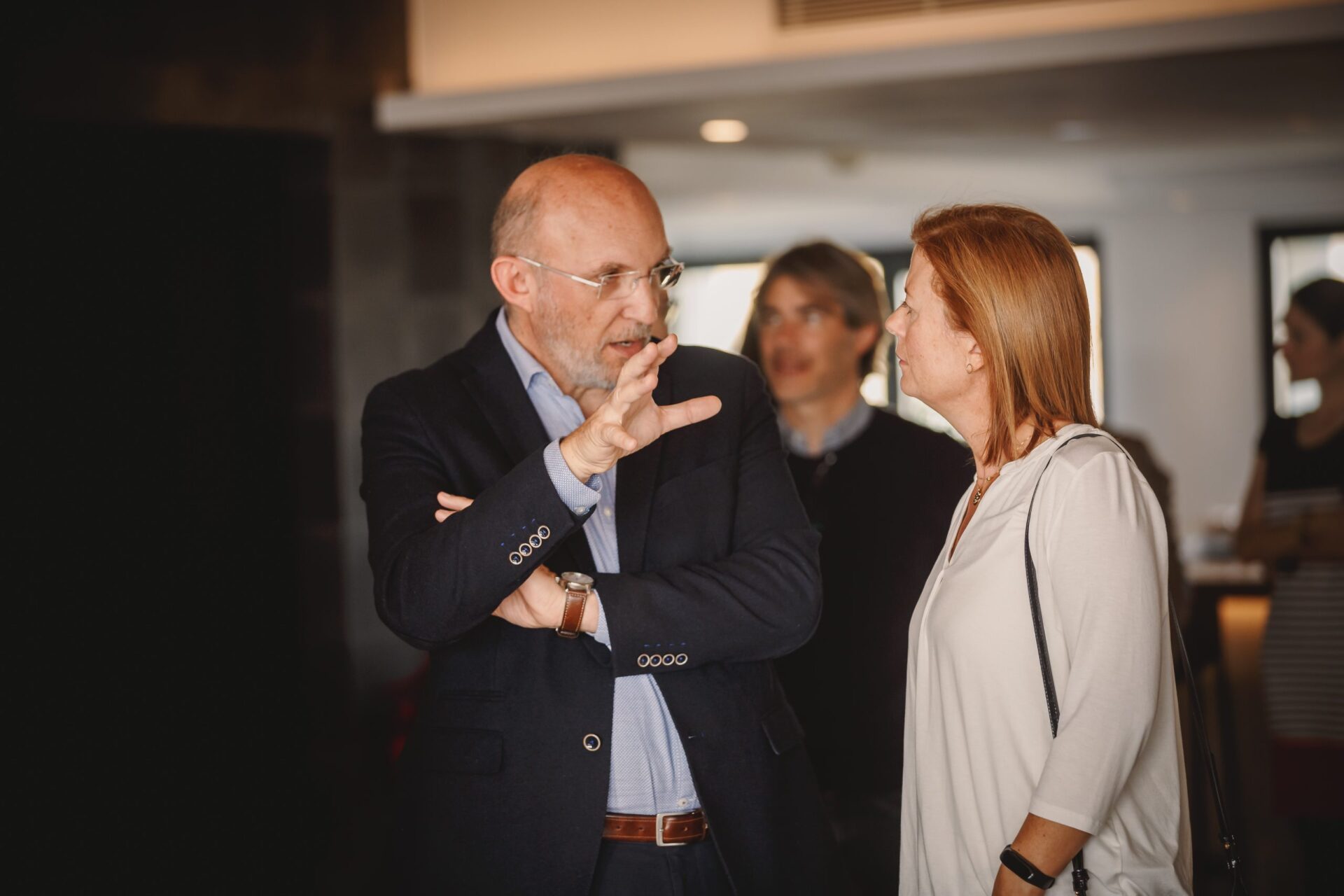 Entrevista Bernat Bonnin Presidente & CEO ROBOT S.A. https://robotcorporativo.com/es/ The Ambassadors Sections Entrevista Bernat Bonnin<br />Presidente & CEO<br />ROBOT S.A.<br />https://robotcorporativo.com/es/<br />The Ambassadors Sections<br />