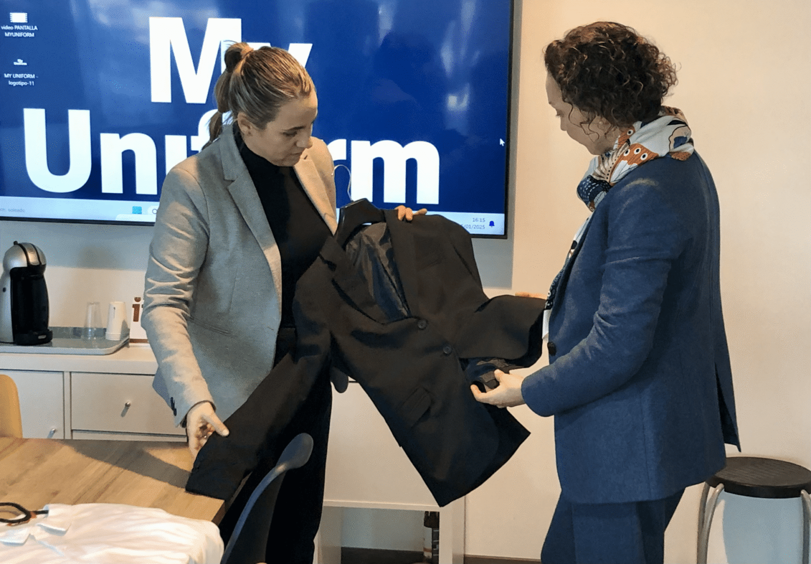 Entrevista con Mai Monterrubio CEO de My Uniform https://myuniform1990.com The Ambassadors Sections Entrevista con Mai Monterrubio CEO de My Uniform https://myuniform1990.com The Ambassadors Sections
