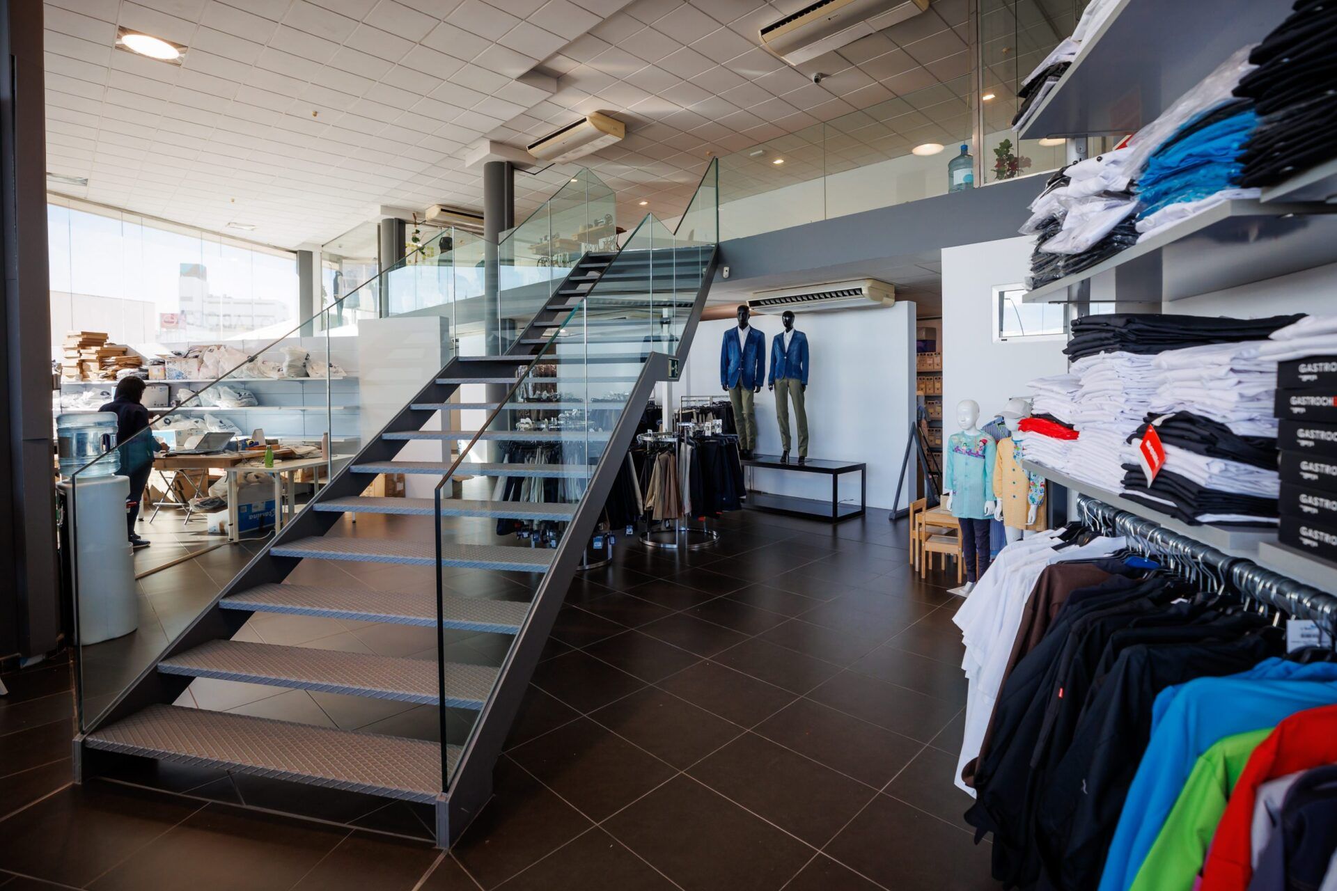 Entrevista con Mai Monterrubio CEO de My Uniform https://myuniform1990.com The Ambassadors Sections Entrevista con Mai Monterrubio<br />CEO de My Uniform<br />https://myuniform1990.com<br />The Ambassadors Sections