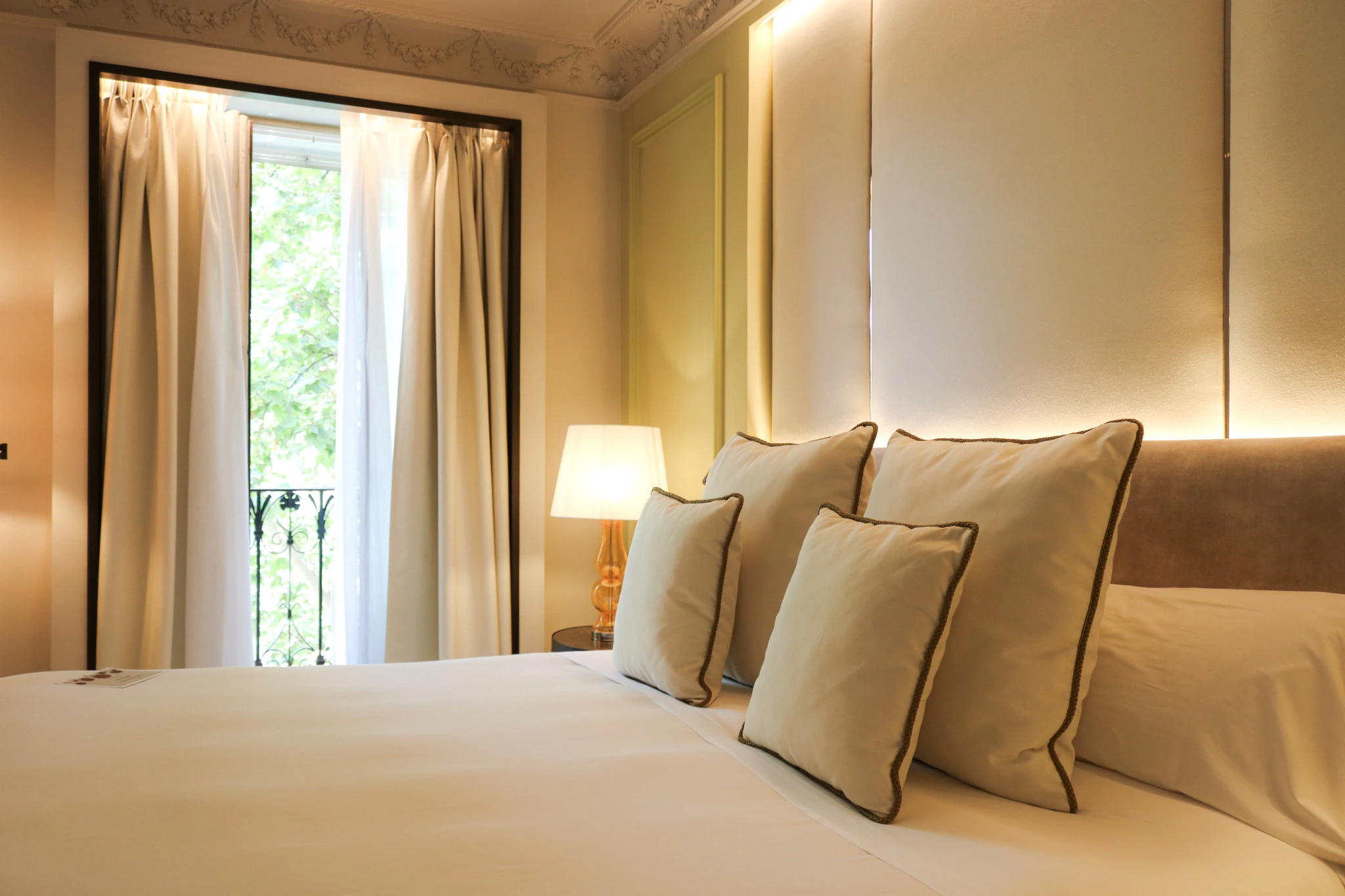 Hotel Hospes Puerta de Alcalá Madrid - The Ambassadors Sections