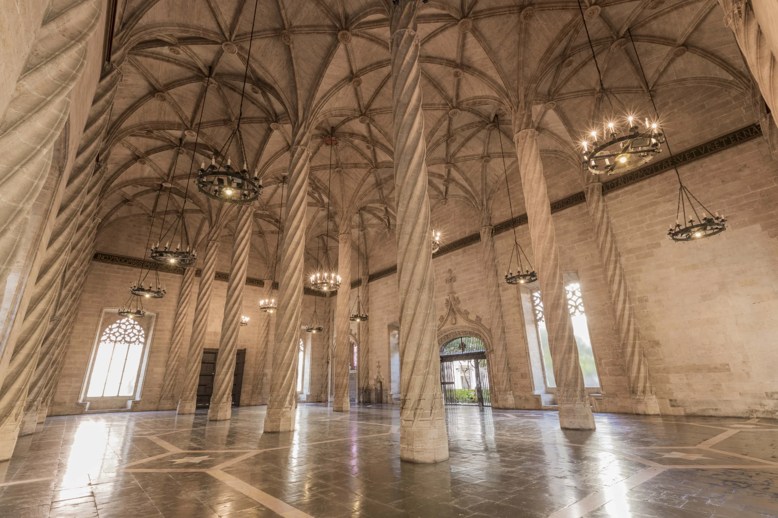 The Region of Valencia, The Exclusivity of the Authentic - The Ambassadors Sections<br />
